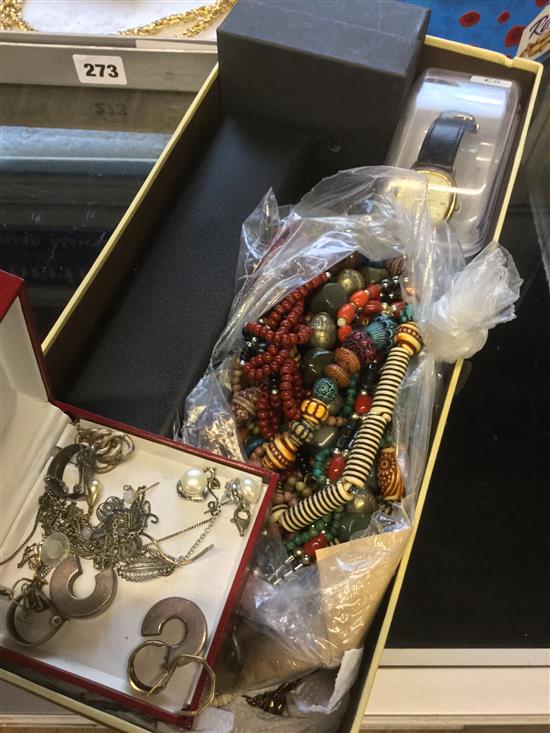 Quantity of costume jewellery & watches